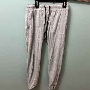 Light Gray Forever21 Sweatpants/Joggers small